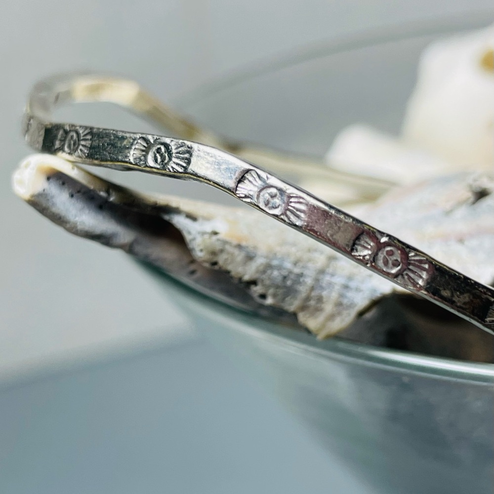 Taxco Vintage 925 Sterling Silver Etched Wavy Bracelet sz 8